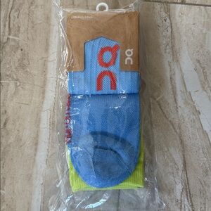 Multicolor On 3pack unisex  crew Socks